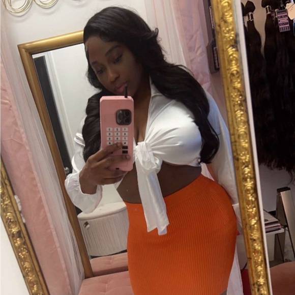 Meet your Posher, Tahara - Picture 2 of 9